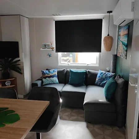 Mobilhome אתר קמפינג ארגלס-סור-מר